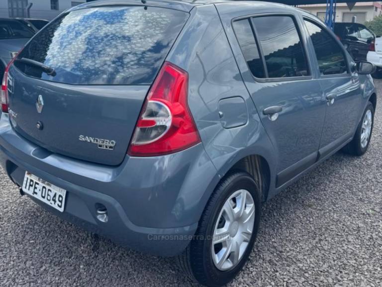 RENAULT - SANDERO - 2008/2009 - Cinza - R$ 26.900,00