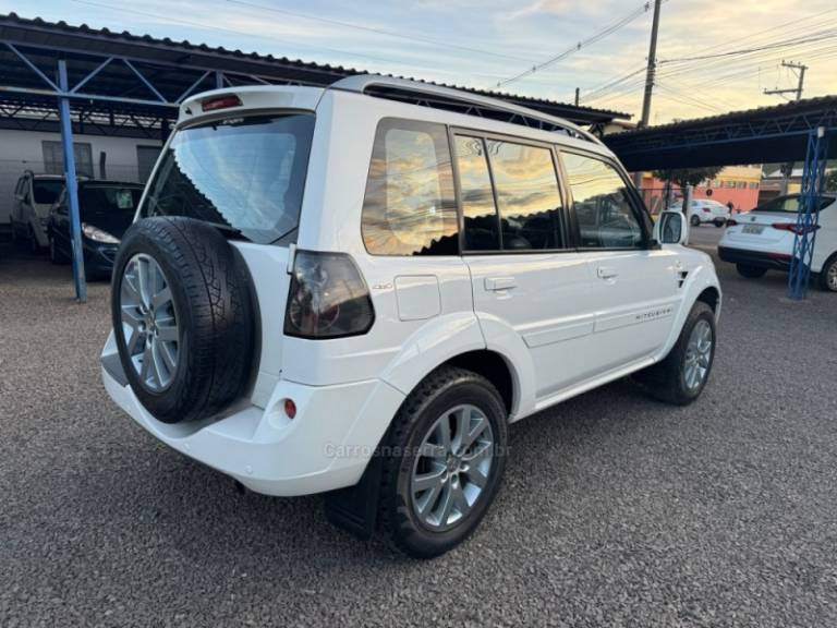 MITSUBISHI - PAJERO TR4 - 2011/2012 - Branca - R$ 65.900,00