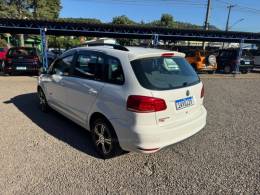 VOLKSWAGEN - SPACEFOX - 2015/2016 - Branca - R$ 55.900,00